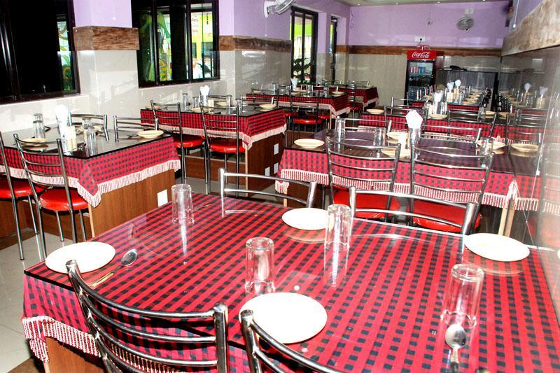 Sai Chandan Residency Hotel Puri Restaurant
