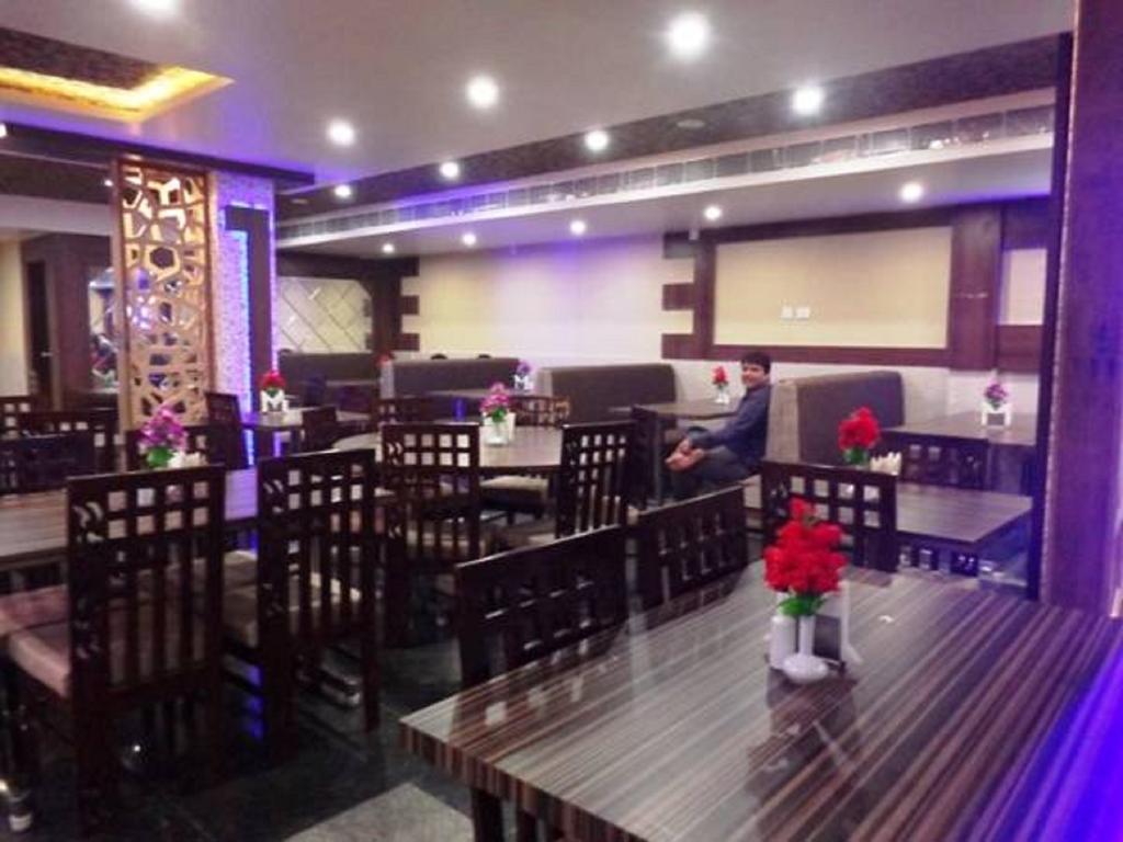 Shree Vishnu Darshan Holiday Home Puri Restaurant