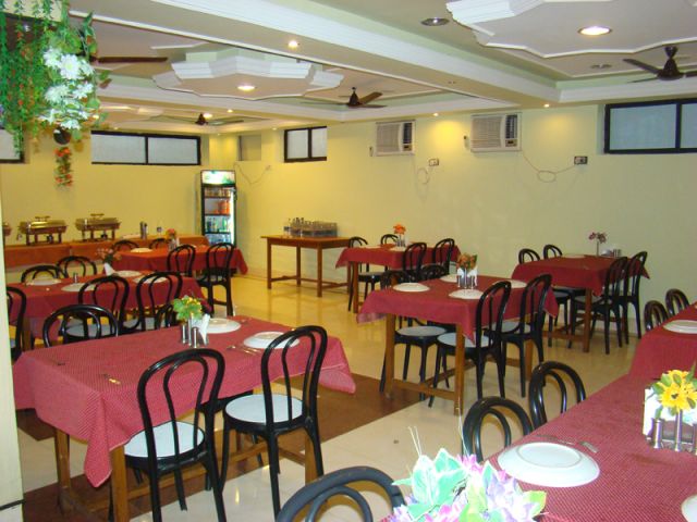 Sonar Bangla Hotel Puri Restaurant
