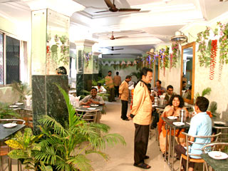 Sonali Hotel Puri Restaurant
